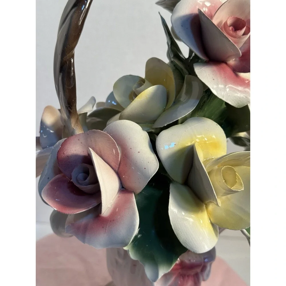 Large 12x10 Capodimonte‎ Roses Basket Italy Porcelain Vintage